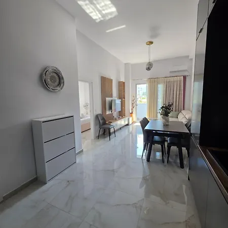Roan Appartement Vlorë